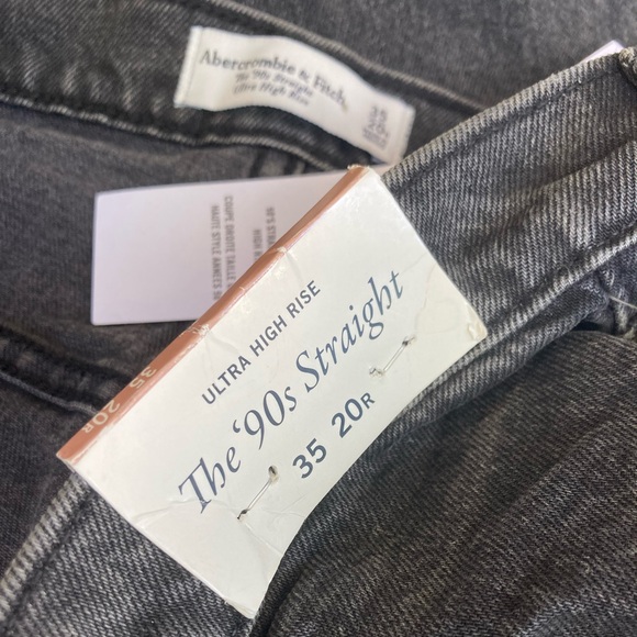 Abercrombie & Fitch Ultra High Rise The 90s Straight Jeans Size 35 Plus Size 20 - Picture 13 of 17